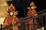 venise Venice-Carnival-Best-Of Anja_friend_on_bridge_at_sunset.thumb.jpg