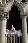 venise Venice-Carnival-Best-Of Apparition_balcon_des_dosges.thumb.jpg
