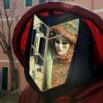 venise Venice-Carnival-Best-Of Isabelle_reflecting_on_face_mirror_Venice_Carnival_2010_02_302reccorr.thumb.jpg