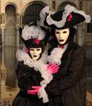 venise Venice-Carnival-Best-Of Nadine_Daniel_on_San_Marco_with_aqua_alta_Venice_Carnival_2010_01_439reccorr.thumb.jpg