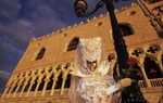 venise Venice-Carnival-Best-Of Nadine_Dosges_palace_on_sunrise.thumb.jpg