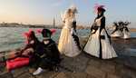 venise Venice-Carnival-Best-Of Sunset_scene_at_San_Giorgio_349reccorr.thumb.jpg