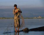 voyage myanmar 1_Inle_Fischerman_4.thumb.jpg