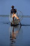 voyage myanmar 7_Inle_Fisherman.thumb.jpg