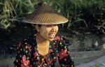 voyage myanmar 9_Bagan_Woman_at_market.thumb.jpg