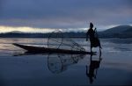 voyage myanmar B_Inle_Fisherman.thumb.jpg