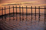 voyage myanmar B_Inle_Sunset_on_the_gate.thumb.jpg