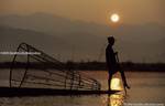 voyage myanmar Birma_Inle_p_cheur_matin_2004.highlight.thumb.jpg