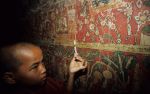 voyage myanmar Birma_Moine_Sagaing_et_bougie.thumb.jpg