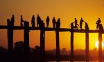 voyage myanmar Birma_U_Bein_silhouettes.thumb.jpg